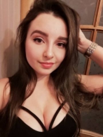 Юна